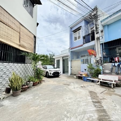 BÁN NHÀ LIỀN KỀ TRƯỜNG ĐẠI HỌC MAKETING KHU VÕ VĂN HÁT, P. LONG TRƯỜNG, TP THỦ ĐỨC