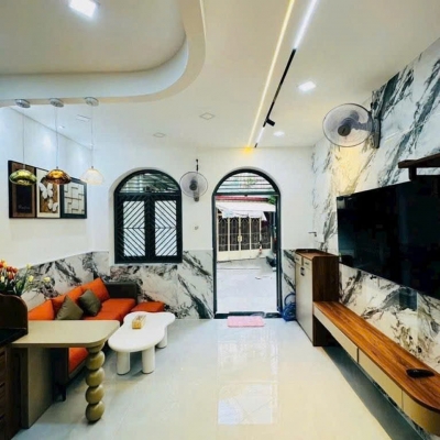 T2071 ???? nhà Đường Số 2 GV, SHR, Lô góc, 4 tầng, 4.2x6m, 4.x tỷ