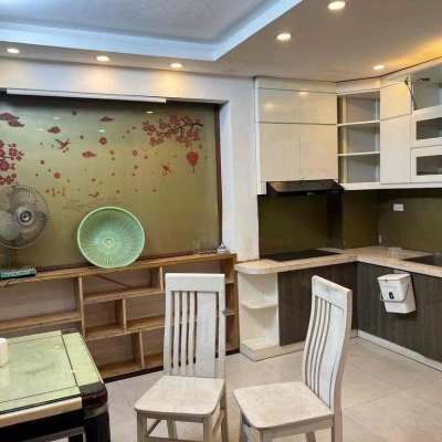 Cho thuê nhà Minh Khai, 4 tầng x 35m2, 3PN, 4 WC, 13.5 Triệu/tháng