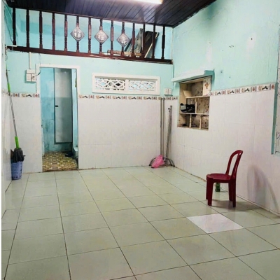 ♪ Nhà Nguyễn Chí Thanh, cách đường 40m, 22m2, 2 tầng sàn gỗ, 1.57 tỷ