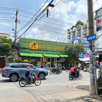 Nhà 2 tầng mới đẹp, 65m2, 1 xẹt Hoàng Hữu Nam, giá 4 tỷ nhỉnh