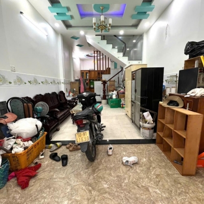 KẾ BÊN TRƯỜNG TIỂU HỌC BÌNH LONG, 40M2, 3 TẦNG, GIÁ NHỈNH 4 TỶ