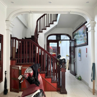 Cho thuê nhà nguyên căn ô tô  tại ngõ 192 Lê Trọng Tấn, 50m² x 5 tầng, 6 PN, 20 Triệu