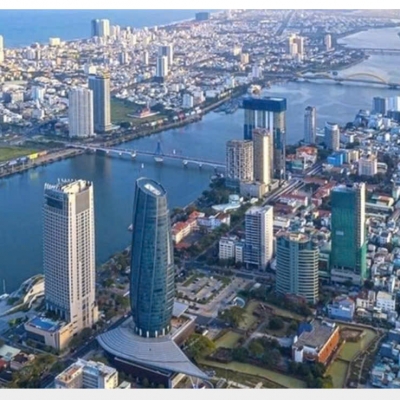 - Đất nam hoà xuân chính chủ, kề lô góc giao nhau hai đường 10,5m lề 5m, thông sang đảo kim cương và nối sophau minh mạng.