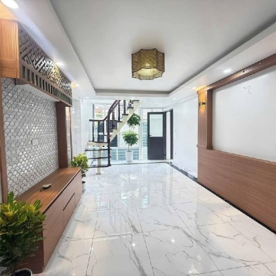 BÁN TẬP THỂ BẠCH MAI -3 NGỦ HAI VỆ SINH, NHÀ ĐẸP Ở LUÔN