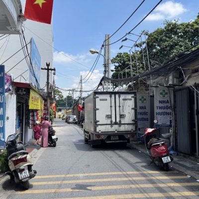 Bán nhà mặt ngõ 604 Ngọc Thuỵ oto tránh, kinh doanh 38m x 5T, dòng tiền tốt hơn 10 tỷ có tl. LH 0936123469