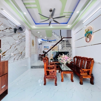 Bán nhà lô góc hai mặt tiền HXH Nguyễn Duy Cung ngang 4m gần Emart Phan Huy Ích nhỉnh 3tỷ.