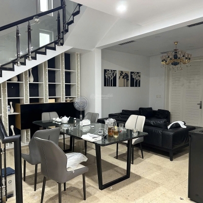 Bán nhà Đội Cấn Ngọc Hà, 68m2, mặt tiền 5m, ngõ rộng gần ô tô, chỉ 18  tỷ