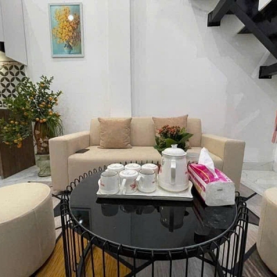 NHÀ HÀO NAM – Ô CHỢ DỪA - ĐỐNG ĐA - DT 18M-3T -FULL NỘI THẤT :GIÁ CHỈ 4 TỶ