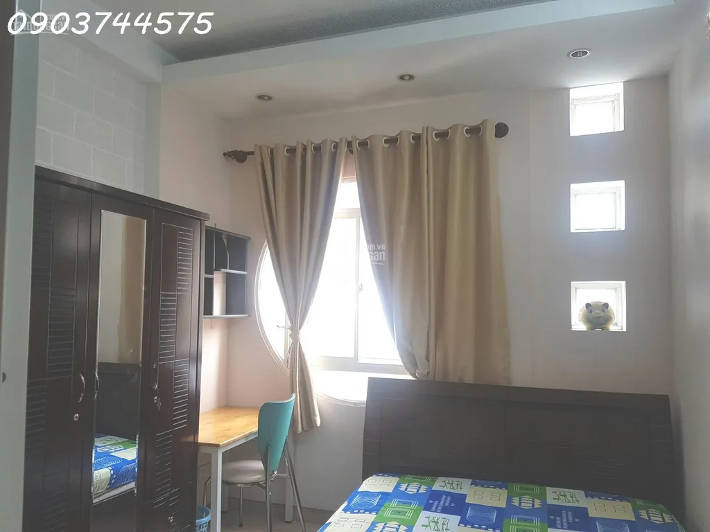 Phòng Quận 1 cho 1 nữ thuê đủ tiện nghi, bao điện nước + wifi. LH: 0903 744 575