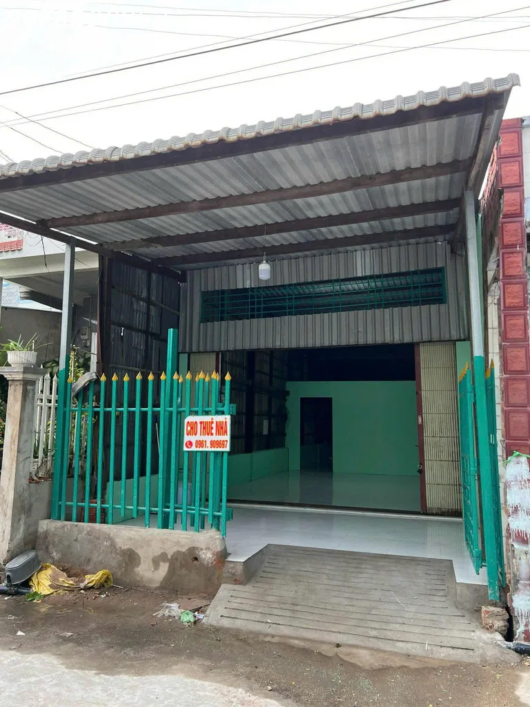🏠 CHÍNH CHỦ BÁN NHÀ GẦN VÒNG XOAY NĂM CĂN