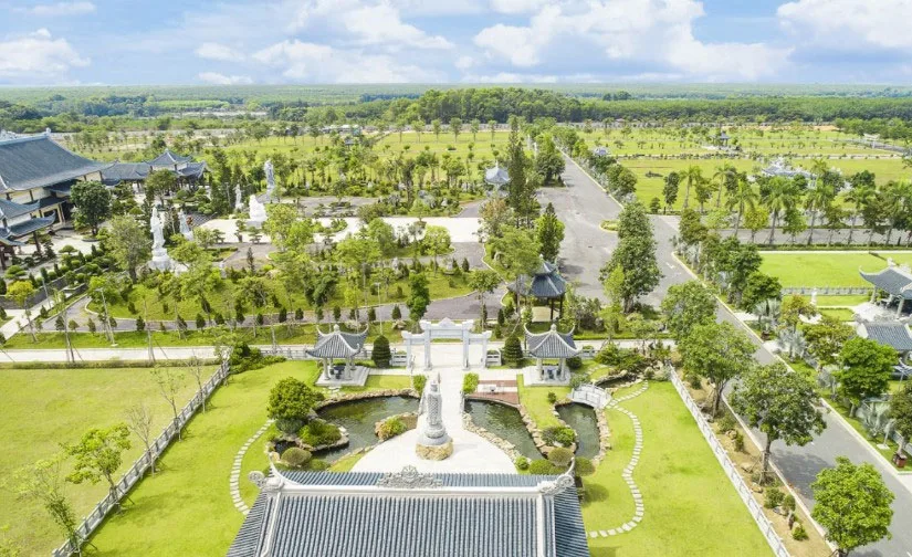 	Công ty CP Đầu tư Thương mại Nhật Tiến